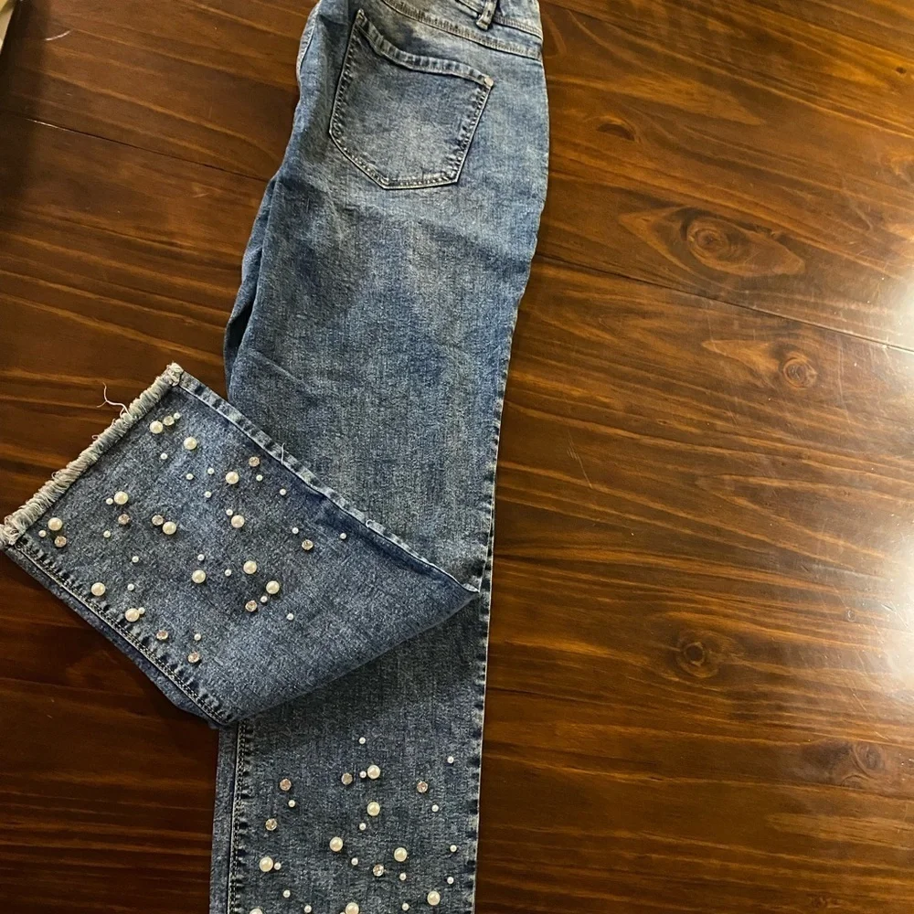 Established 1946 Denim Women's Blue Jeans with Pearl Embellishments